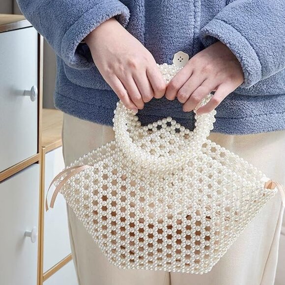 Neiman Marcus SIlk-Lined Pearl Clutch Purse - Picture 3 of 6